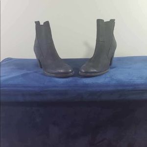 Paul Green black suede boots